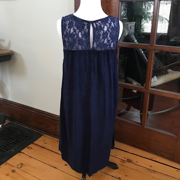 🎉Blue Floral Lace Dress - Picture 4 of 8